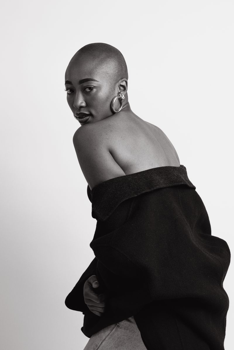 VELOURA editorial